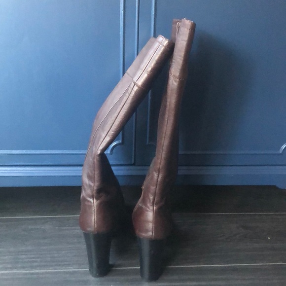 4” Nine West Leather Boots- Size 8 1/2 - Picture 3 of 6